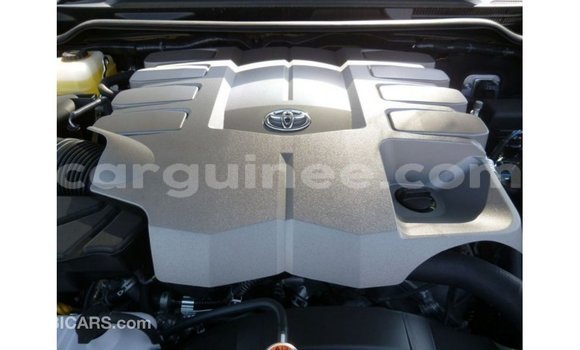 Buy Import Toyota Land Cruiser Brown Car in Import - Dubai in Conakry Buy Import Toyota Land Cruiser Brown Car in Import - Dubai in Conakry