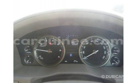 Buy Import Toyota Land Cruiser White Car in Import - Dubai in Conakry Buy Import Toyota Land Cruiser White Car in Import - Dubai in Conakry
