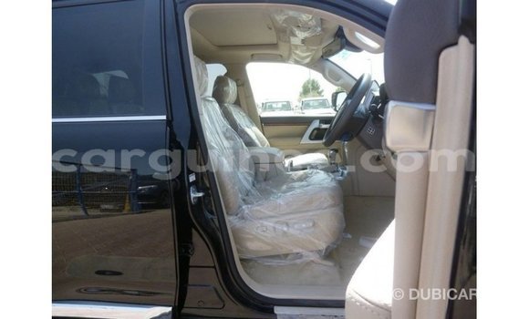 Buy Import Toyota Land Cruiser Black Car in Import - Dubai in Conakry Buy Import Toyota Land Cruiser Black Car in Import - Dubai in Conakry