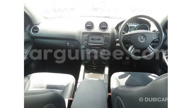 Big with watermark mercedes benz 190 conakry import dubai 4631