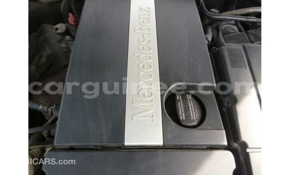 Buy Import Mercedes-Benz 190 Blue Car in Import - Dubai in Conakry Buy Import Mercedes-Benz 190 Blue Car in Import - Dubai in Conakry