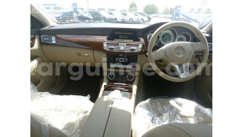 Big with watermark mercedes benz 190 conakry import dubai 4634