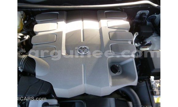 Buy Import Toyota Land Cruiser White Car in Import - Dubai in Conakry Buy Import Toyota Land Cruiser White Car in Import - Dubai in Conakry