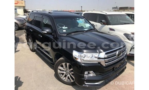 Acheter Import Voiture Toyota Land Cruiser Noir à Import - Dubai, Conakry Acheter Import Voiture Toyota Land Cruiser Noir à Import - Dubai, Conakry