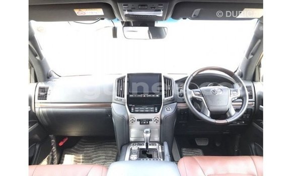 Acheter Import Voiture Toyota Land Cruiser Noir à Import - Dubai, Conakry Acheter Import Voiture Toyota Land Cruiser Noir à Import - Dubai, Conakry