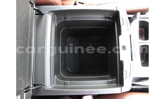 Acheter Import Voiture Toyota Land Cruiser Noir à Import - Dubai, Conakry Acheter Import Voiture Toyota Land Cruiser Noir à Import - Dubai, Conakry