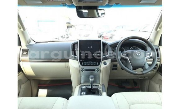 Buy Import Toyota Land Cruiser Black Car in Import - Dubai in Conakry Buy Import Toyota Land Cruiser Black Car in Import - Dubai in Conakry