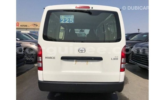Buy Import Toyota Hiace White Car in Import - Dubai in Conakry Buy Import Toyota Hiace White Car in Import - Dubai in Conakry