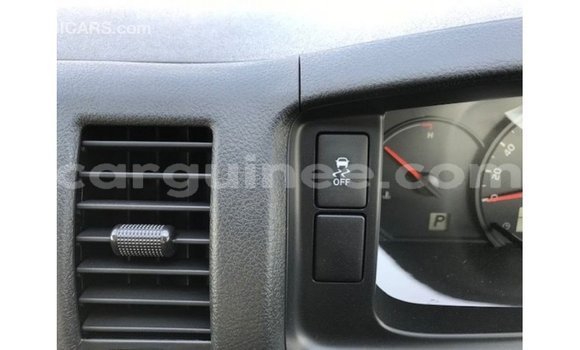 Buy Import Toyota Hiace White Car in Import - Dubai in Conakry Buy Import Toyota Hiace White Car in Import - Dubai in Conakry