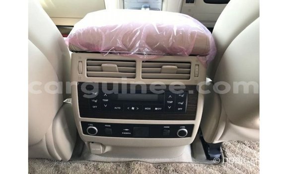 Buy Import Toyota Land Cruiser White Car in Import - Dubai in Conakry Buy Import Toyota Land Cruiser White Car in Import - Dubai in Conakry