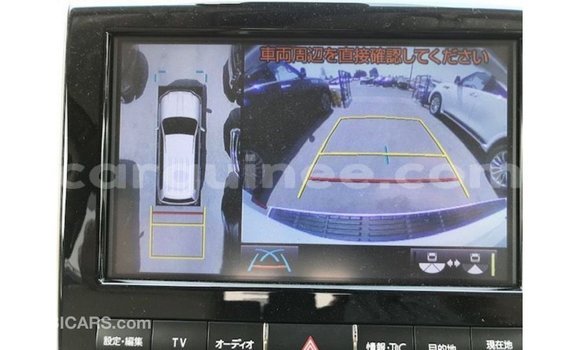 Buy Import Toyota Land Cruiser White Car in Import - Dubai in Conakry Buy Import Toyota Land Cruiser White Car in Import - Dubai in Conakry