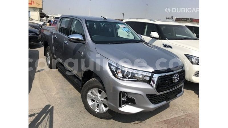 Big with watermark toyota hilux conakry import dubai 4647