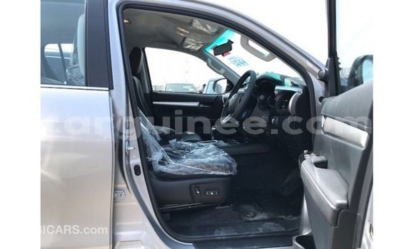 Buy Import Toyota Hilux Other Car in Import - Dubai in Conakry Buy Import Toyota Hilux Other Car in Import - Dubai in Conakry
