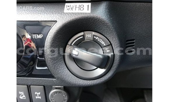 Buy Import Toyota Hilux Other Car in Import - Dubai in Conakry Buy Import Toyota Hilux Other Car in Import - Dubai in Conakry