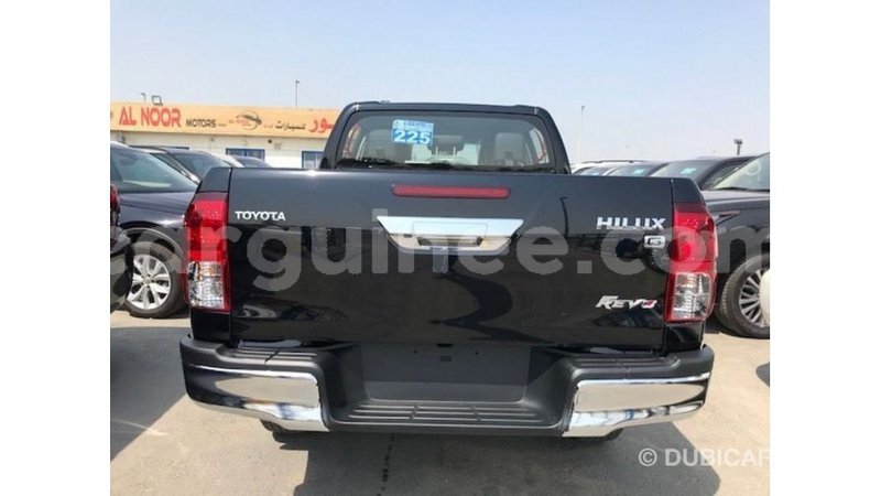 Big with watermark toyota hilux conakry import dubai 4648