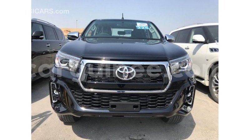 Big with watermark toyota hilux conakry import dubai 4648
