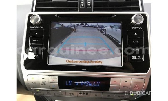 Acheter Import Voiture Toyota Prado Blanc à Import - Dubai, Conakry Acheter Import Voiture Toyota Prado Blanc à Import - Dubai, Conakry