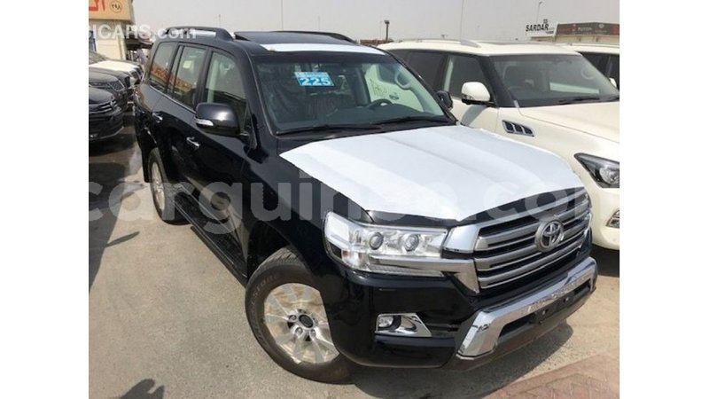 Big with watermark toyota land cruiser conakry import dubai 4654