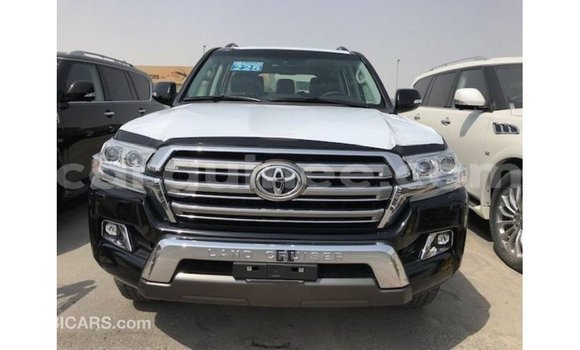 Buy Import Toyota Land Cruiser Black Car in Import - Dubai in Conakry Buy Import Toyota Land Cruiser Black Car in Import - Dubai in Conakry