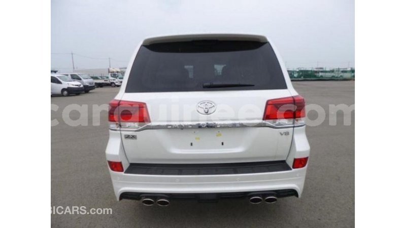 Big with watermark toyota land cruiser conakry import dubai 4656