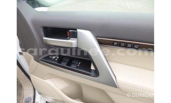 Buy Import Toyota Land Cruiser White Car in Import - Dubai in Conakry Buy Import Toyota Land Cruiser White Car in Import - Dubai in Conakry