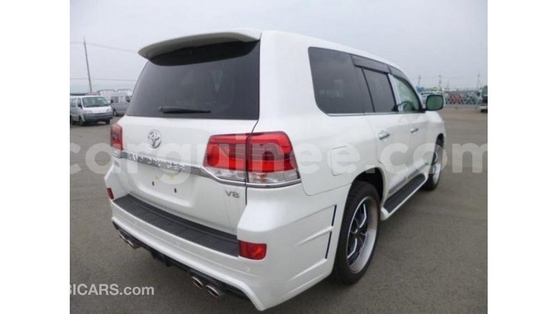 Big with watermark toyota land cruiser conakry import dubai 4656