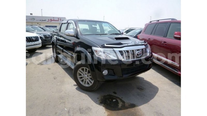Big with watermark toyota hilux conakry import dubai 4660