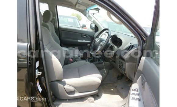 Buy Import Toyota Hilux Black Car in Import - Dubai in Conakry Buy Import Toyota Hilux Black Car in Import - Dubai in Conakry