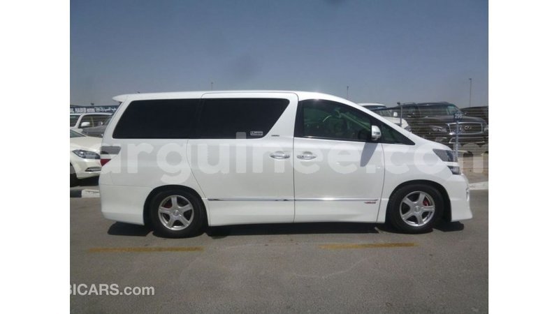 Big with watermark toyota vellfire conakry import dubai 4663