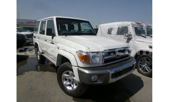 Buy Import Toyota Land Cruiser White Car in Import - Dubai in Conakry Buy Import Toyota Land Cruiser White Car in Import - Dubai in Conakry