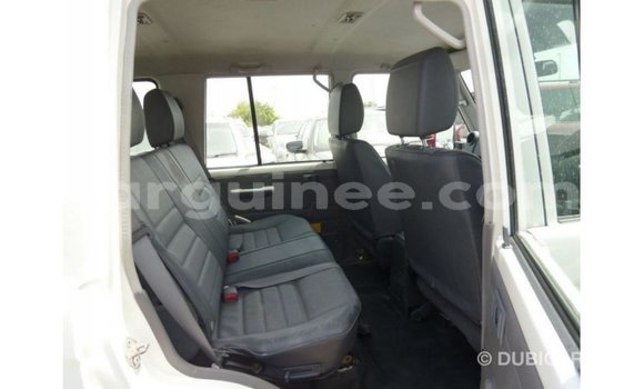 Buy Import Toyota Land Cruiser White Car in Import - Dubai in Conakry Buy Import Toyota Land Cruiser White Car in Import - Dubai in Conakry