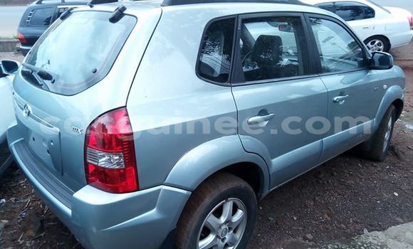 Buy Used Hyundai Tucson Silver Car in Conakry in Conakry Buy Used Hyundai Tucson Silver Car in Conakry in Conakry