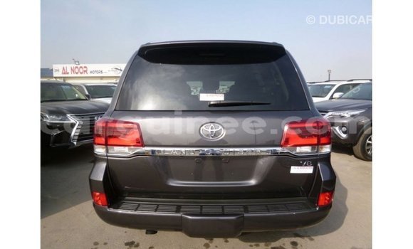 Buy Import Toyota Land Cruiser Other Car in Import - Dubai in Conakry Buy Import Toyota Land Cruiser Other Car in Import - Dubai in Conakry
