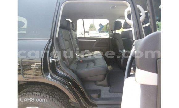 Buy Import Toyota Land Cruiser Black Car in Import - Dubai in Conakry Buy Import Toyota Land Cruiser Black Car in Import - Dubai in Conakry