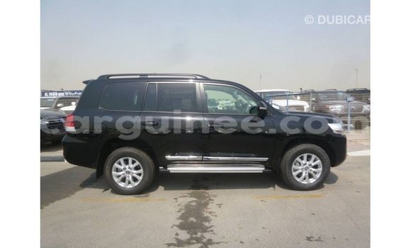 Buy Import Toyota Land Cruiser Black Car in Import - Dubai in Conakry Buy Import Toyota Land Cruiser Black Car in Import - Dubai in Conakry