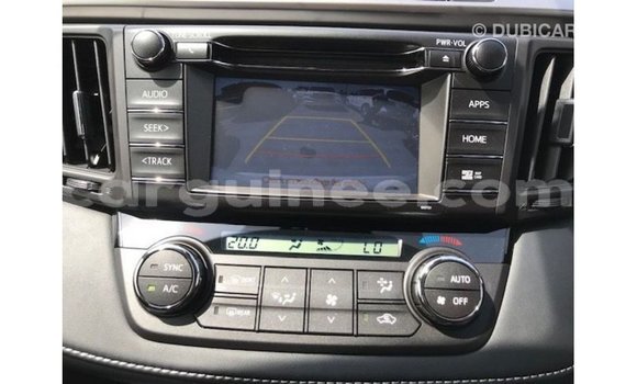 Buy Import Toyota 4Runner White Car in Import - Dubai in Conakry Buy Import Toyota 4Runner White Car in Import - Dubai in Conakry