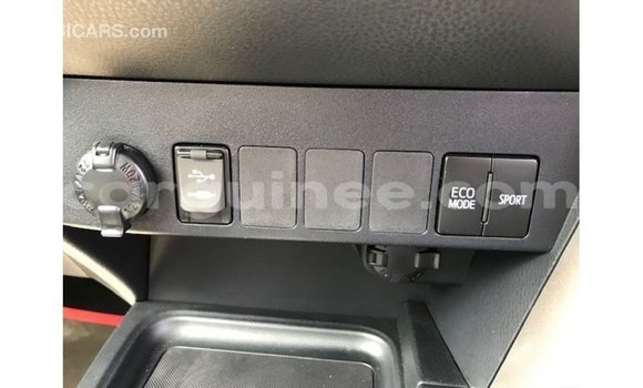 Buy Import Toyota 4Runner White Car in Import - Dubai in Conakry Buy Import Toyota 4Runner White Car in Import - Dubai in Conakry