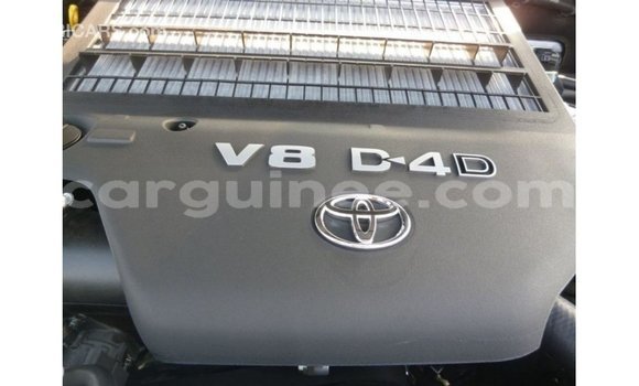 Buy Import Toyota Land Cruiser Black Car in Import - Dubai in Conakry Buy Import Toyota Land Cruiser Black Car in Import - Dubai in Conakry