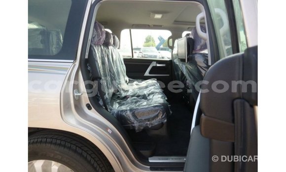 Buy Import Toyota Land Cruiser Other Car in Import - Dubai in Conakry Buy Import Toyota Land Cruiser Other Car in Import - Dubai in Conakry