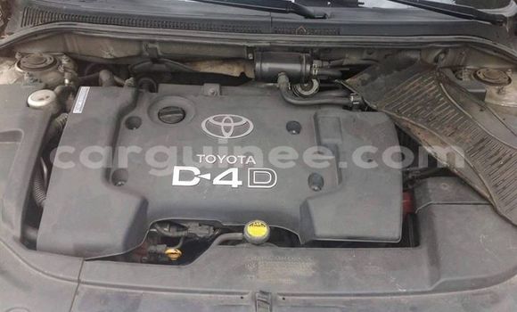 Buy Used Toyota Avensis Silver Car in Conakry in Conakry Buy Used Toyota Avensis Silver Car in Conakry in Conakry