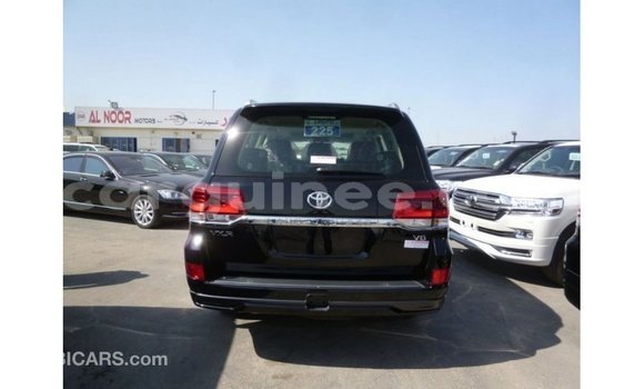 Buy Import Toyota Land Cruiser Black Car in Import - Dubai in Conakry Buy Import Toyota Land Cruiser Black Car in Import - Dubai in Conakry
