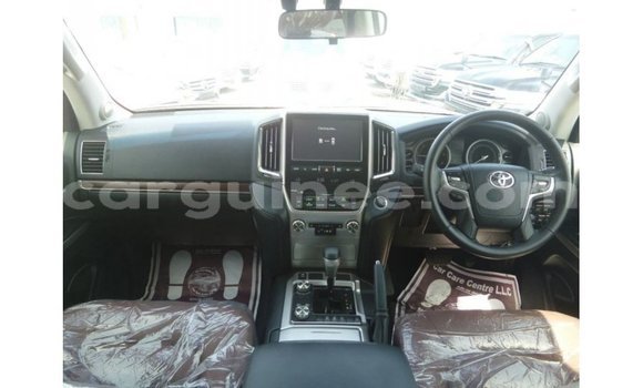Buy Import Toyota Land Cruiser Black Car in Import - Dubai in Conakry Buy Import Toyota Land Cruiser Black Car in Import - Dubai in Conakry