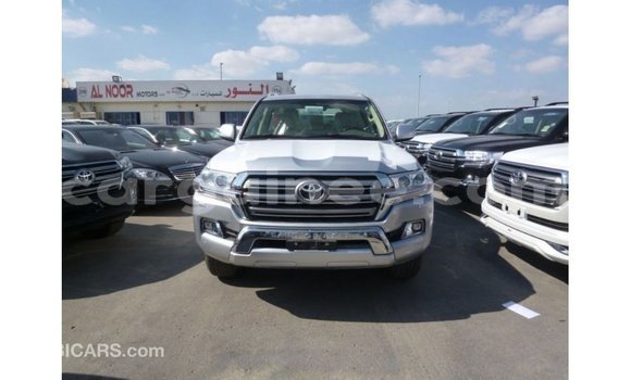 Buy Import Toyota Land Cruiser Other Car in Import - Dubai in Conakry Buy Import Toyota Land Cruiser Other Car in Import - Dubai in Conakry