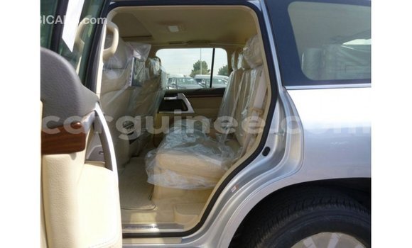 Buy Import Toyota Land Cruiser Other Car in Import - Dubai in Conakry Buy Import Toyota Land Cruiser Other Car in Import - Dubai in Conakry