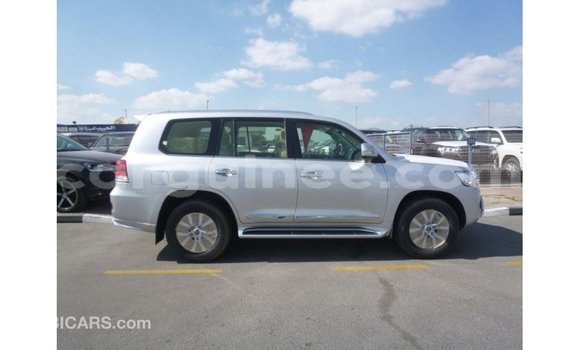 Buy Import Toyota Land Cruiser Other Car in Import - Dubai in Conakry Buy Import Toyota Land Cruiser Other Car in Import - Dubai in Conakry