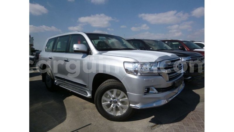 Big with watermark toyota land cruiser conakry import dubai 4710