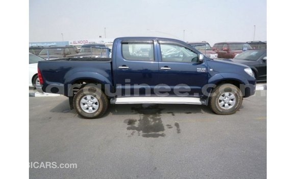 Buy Import Toyota Hilux Blue Car in Import - Dubai in Conakry Buy Import Toyota Hilux Blue Car in Import - Dubai in Conakry