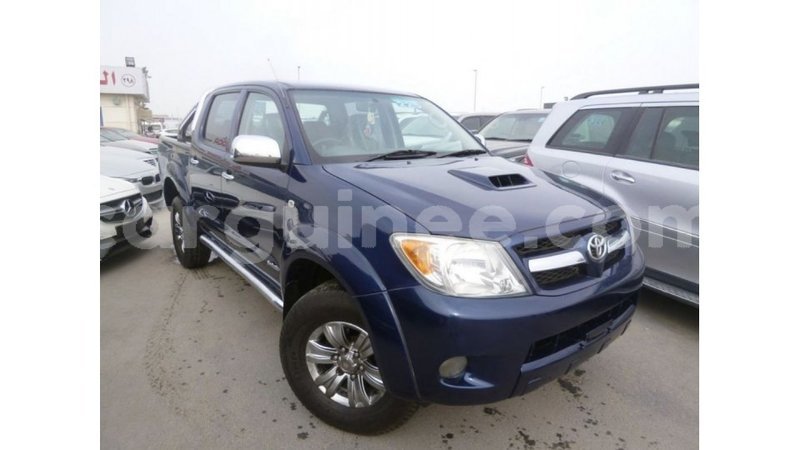 Big with watermark toyota hilux conakry import dubai 4712