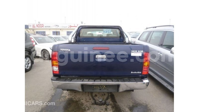 Big with watermark toyota hilux conakry import dubai 4712