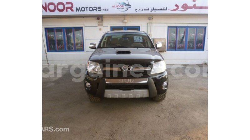 Big with watermark toyota hilux conakry import dubai 4713
